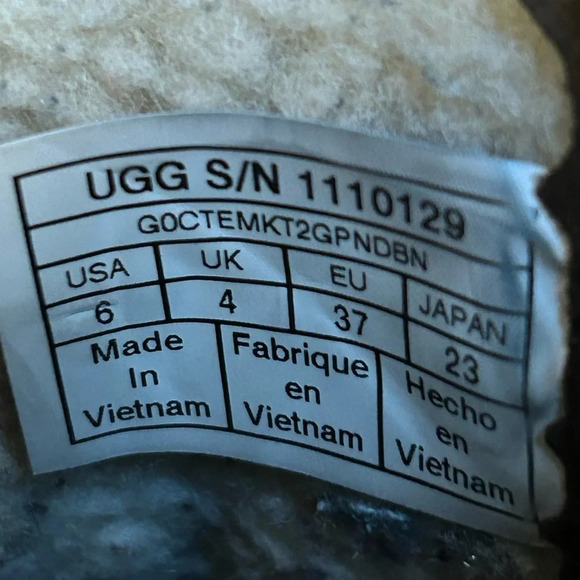 UGG Women's  Bonham Waterproof Leather Chelsea Boots, Size 6 - Picture 9 of 9